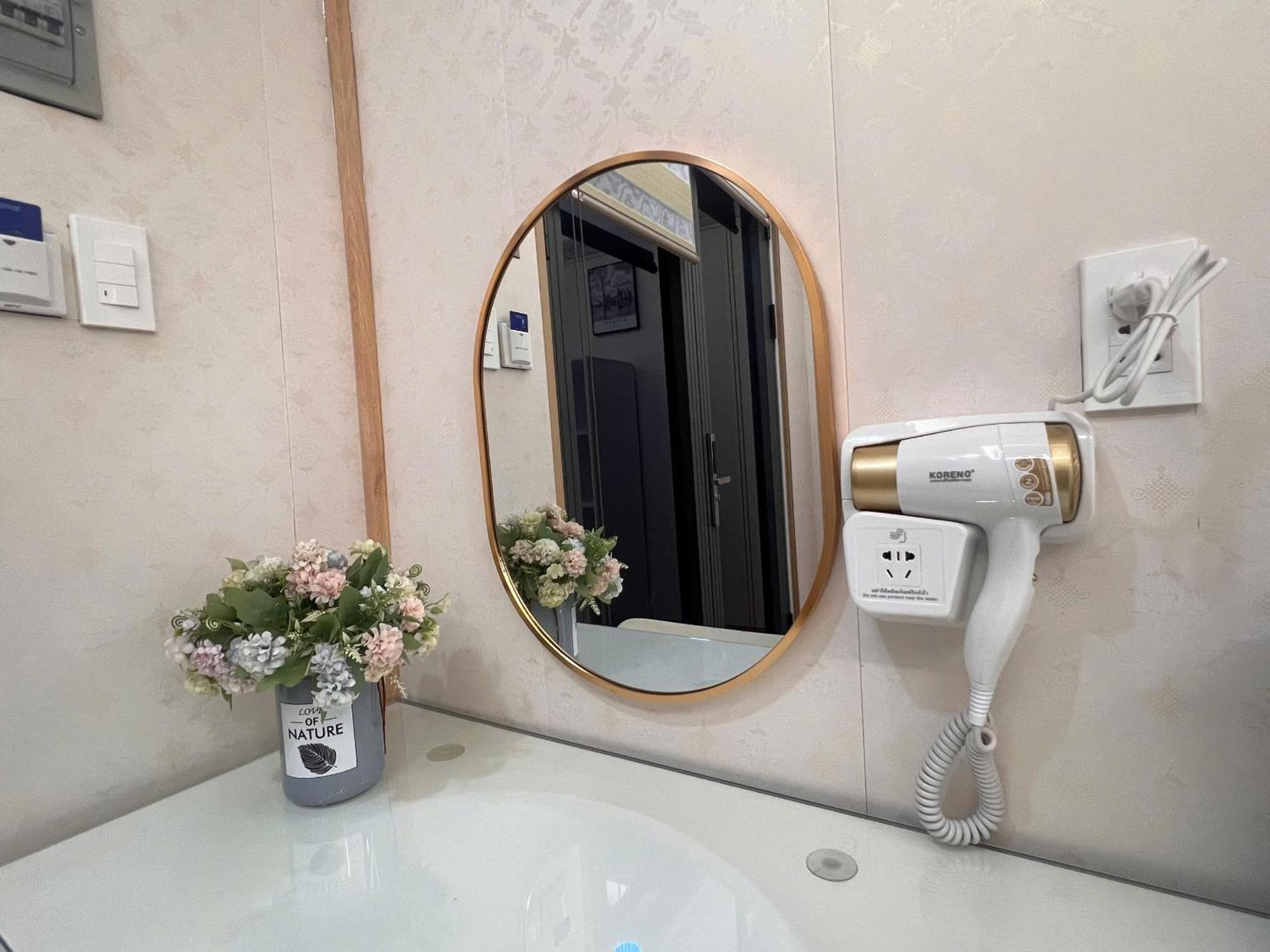 Thu'S Apartment Near Ben Thanh Market مدينة هوشي منه المظهر الخارجي الصورة